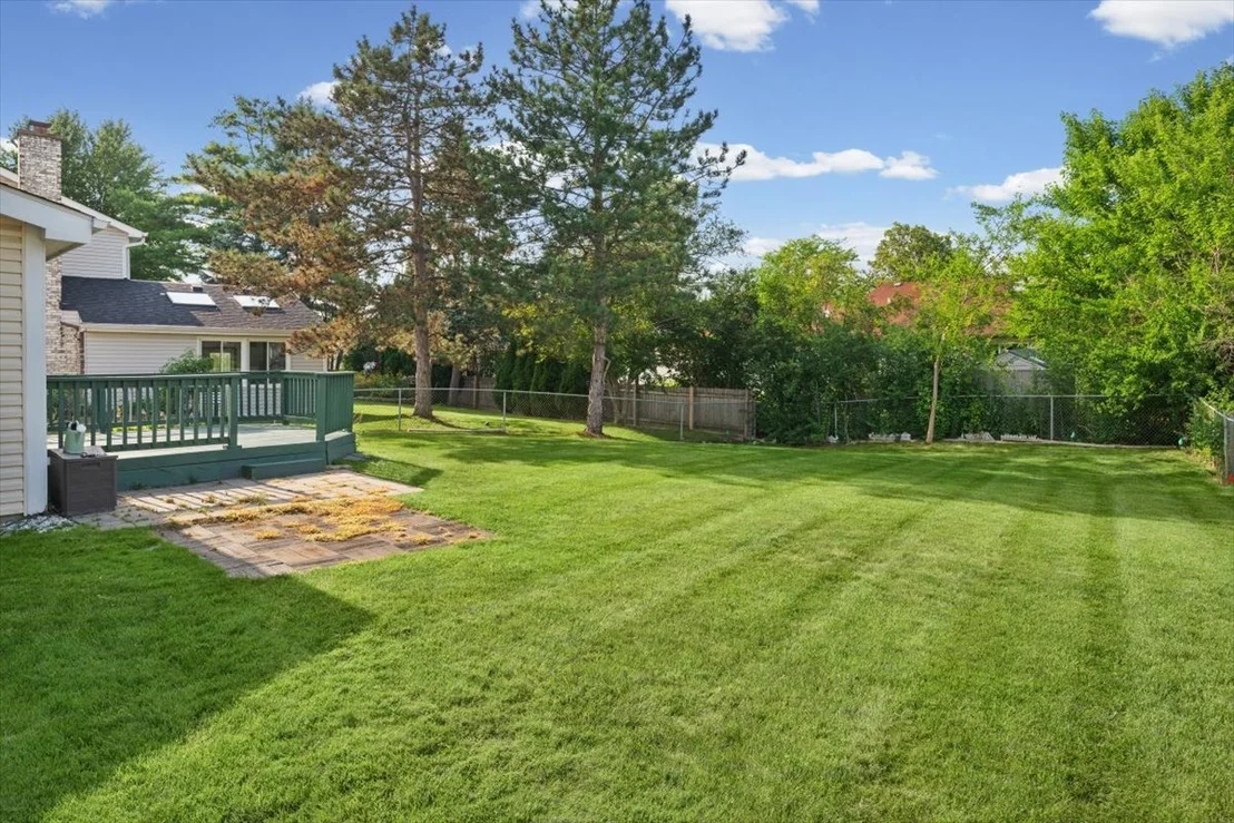 Photo of 410 Thompson Boulevard