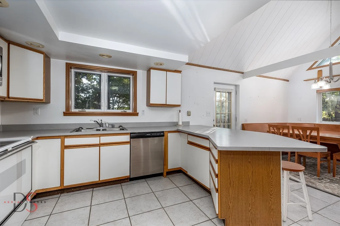 Photo of 705 Cedar Court
