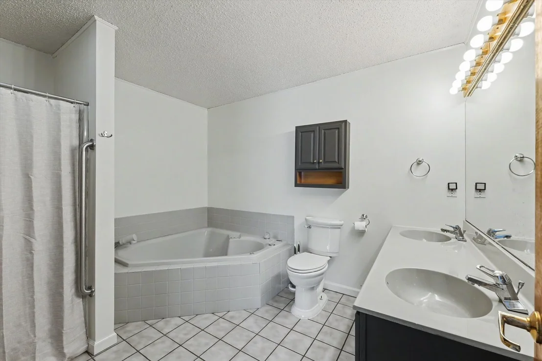 Photo of 603 Laurel Drive