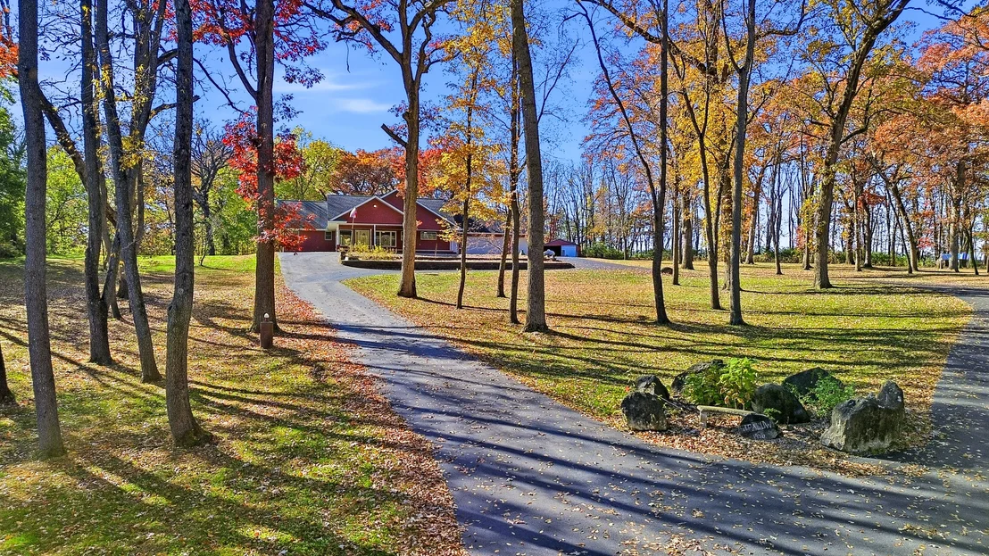 Photo of 15207 Henry Road