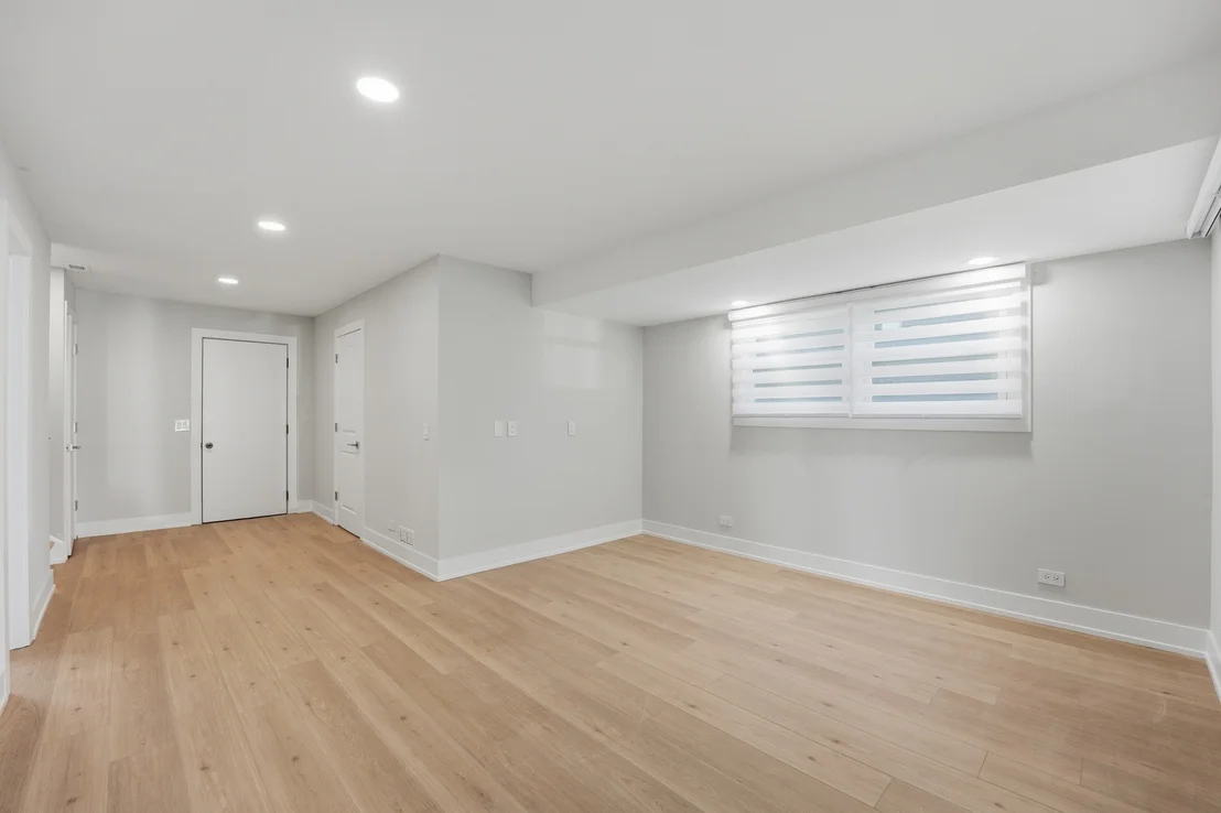 Photo of 136 edgewater Drive