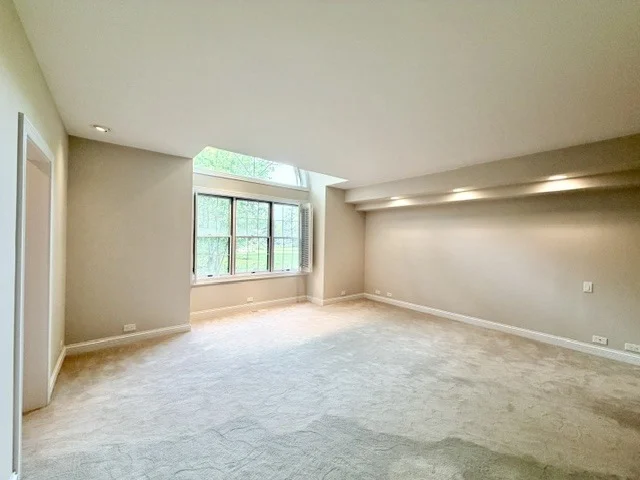 Photo of 11N071 Johnstown Road