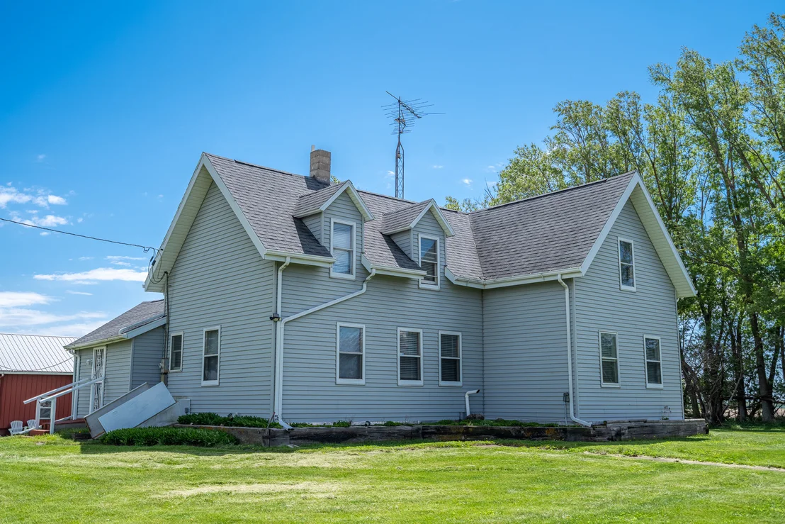 Photo of 1274 Whitney Road