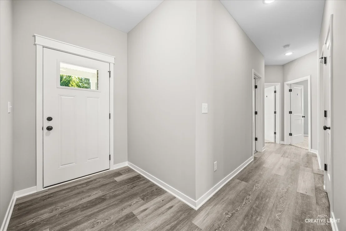 Photo of 427 Riverbend Drive