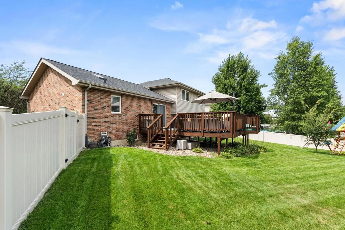 Photo of 750 Bluestone Bay Drive