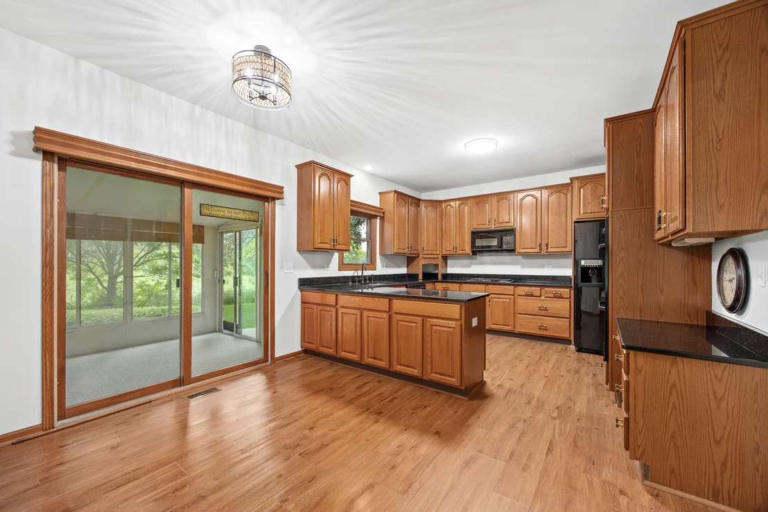 Photo of 533 Springwood Lane
