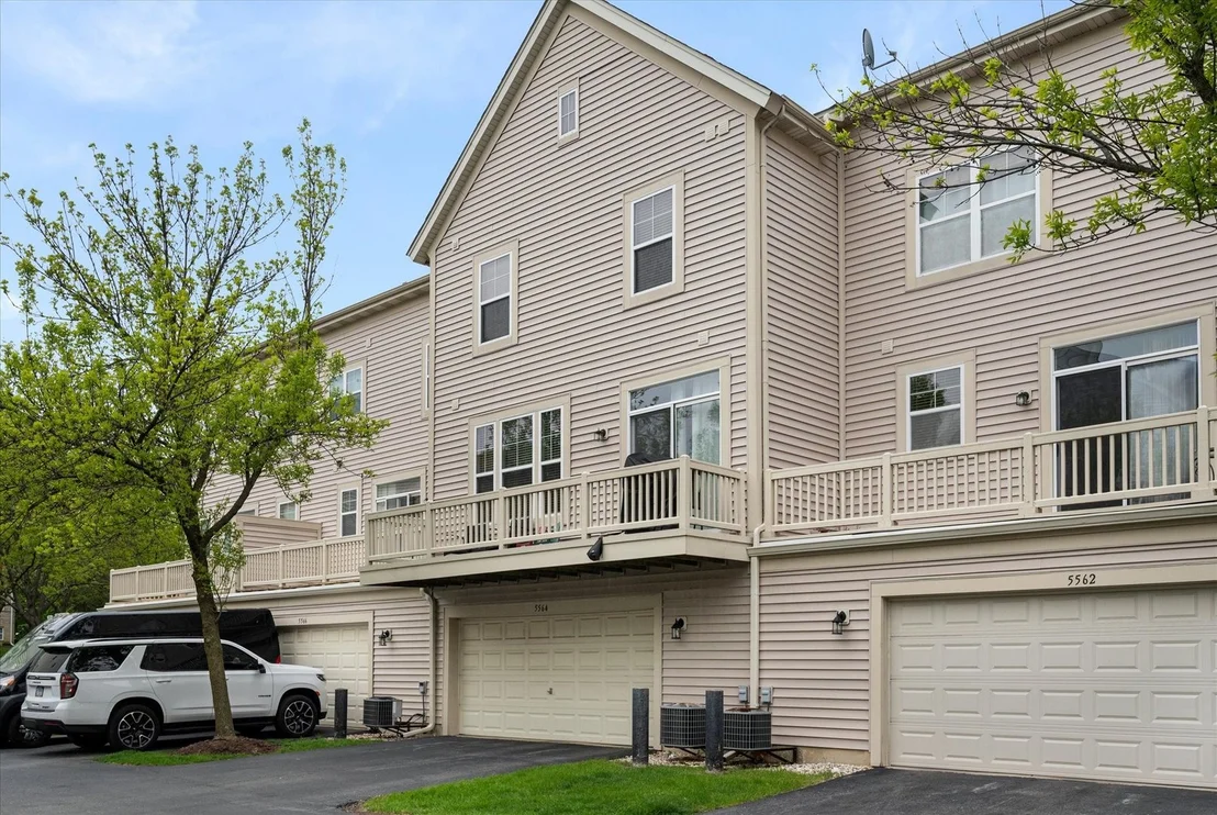 Photo of 5564 Cloverdale Road