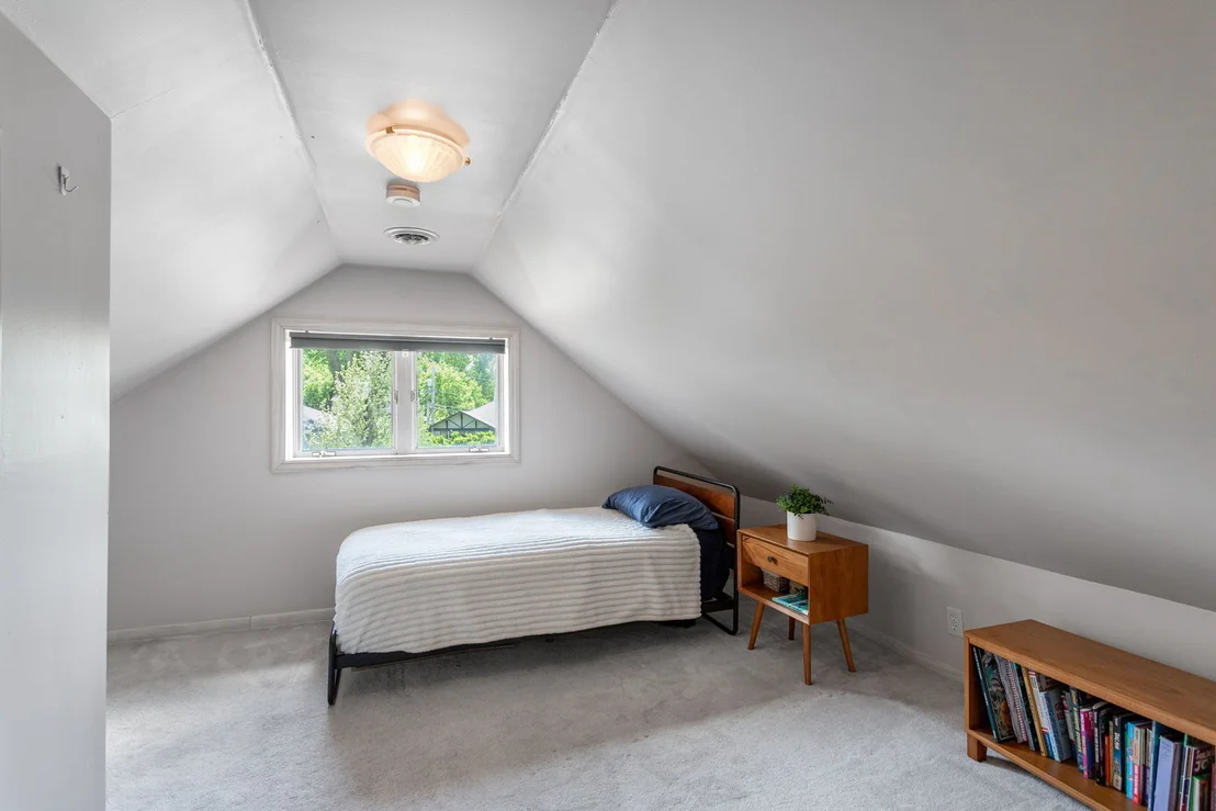 Photo of 342 Lawton Road