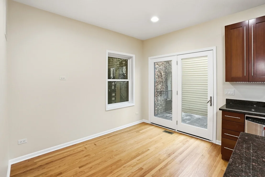 Photo of 345 W 29th Place