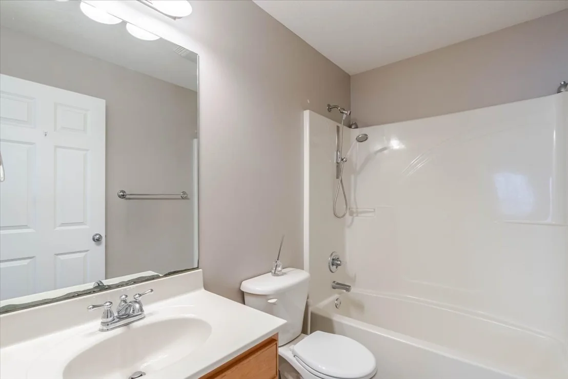 Photo of 1632 Belclare Road
