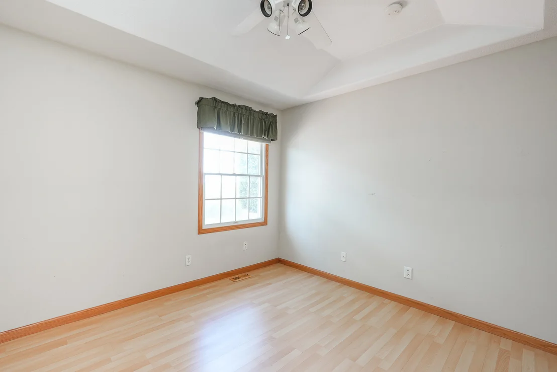 Photo of 671 Diversatech Drive N
