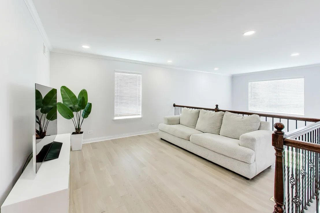 Photo of 8880 Pearsall Drive
