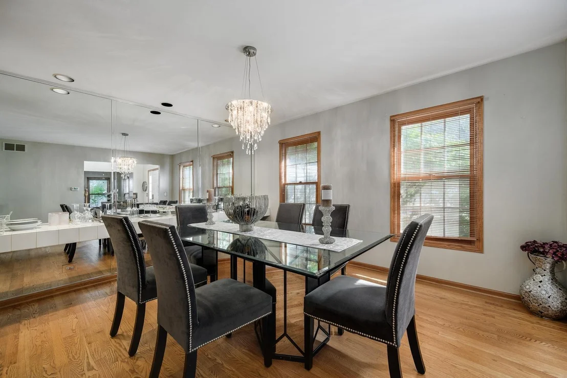 Photo of 5282 Galloway Drive