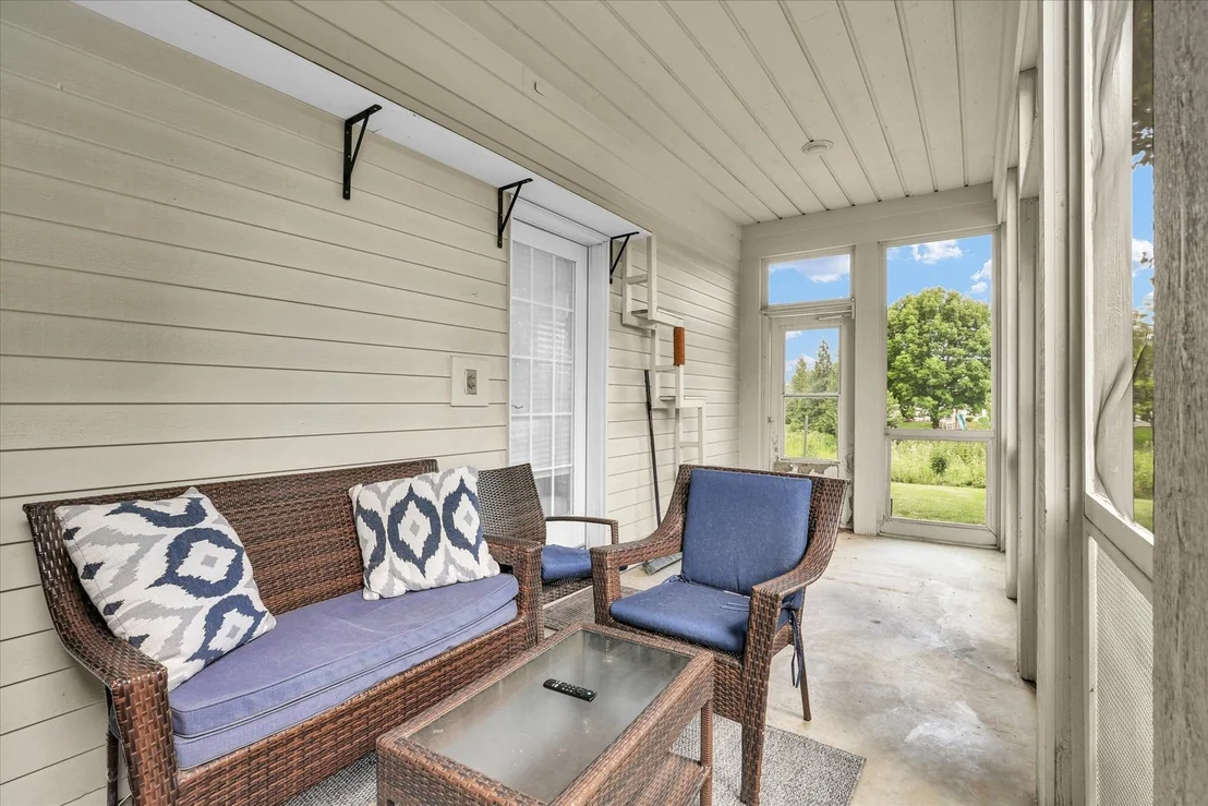 Photo of 1704 Bentbrook Drive