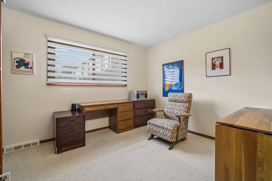 Photo of 621 Echo Lane