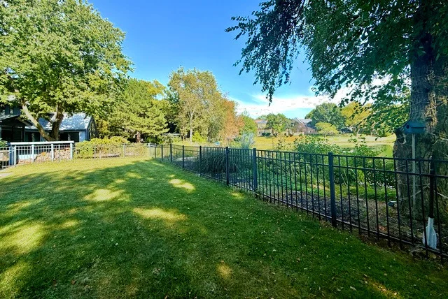 Photo of 2801 Valley Brook Drive