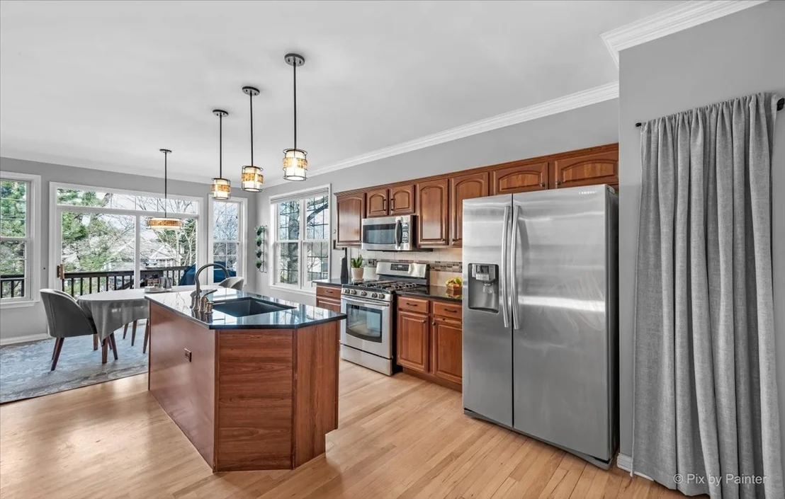 Photo of 924 Viewpointe Drive