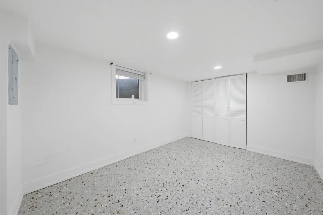 Photo of 531 Algonquin Street
