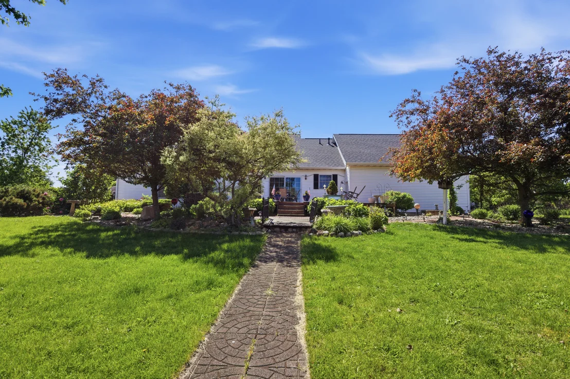 Photo of 2102 Laurel Park Place