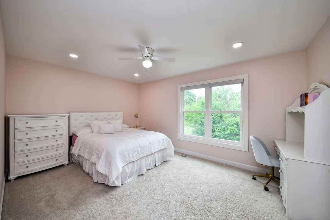 Photo of 352 MILLCREEK Lane