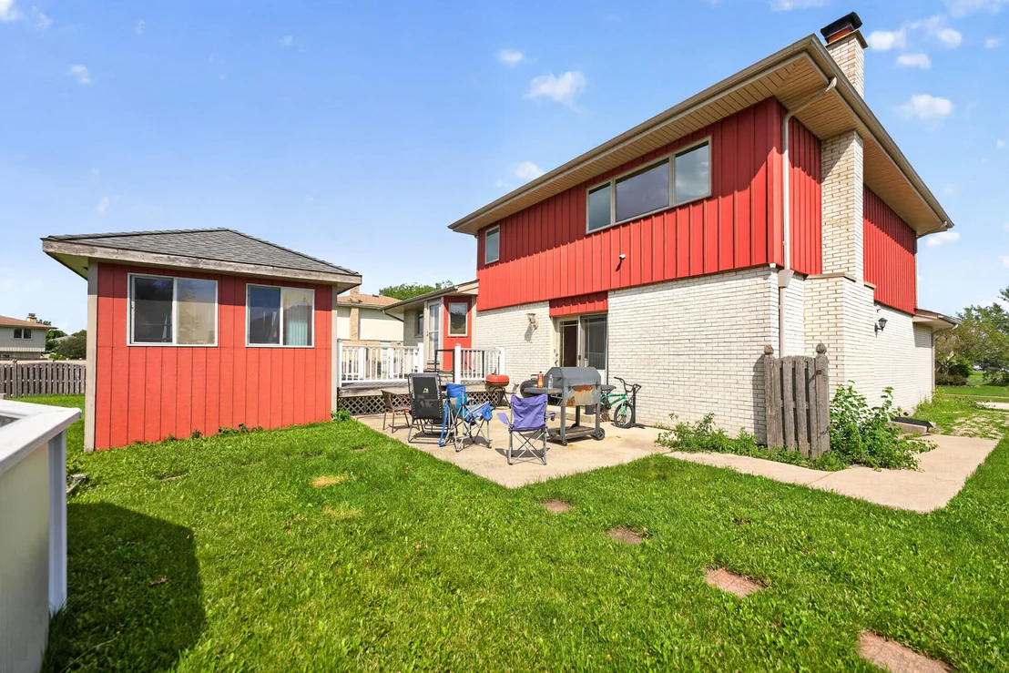 Photo of 7622 W Lakeside Drive