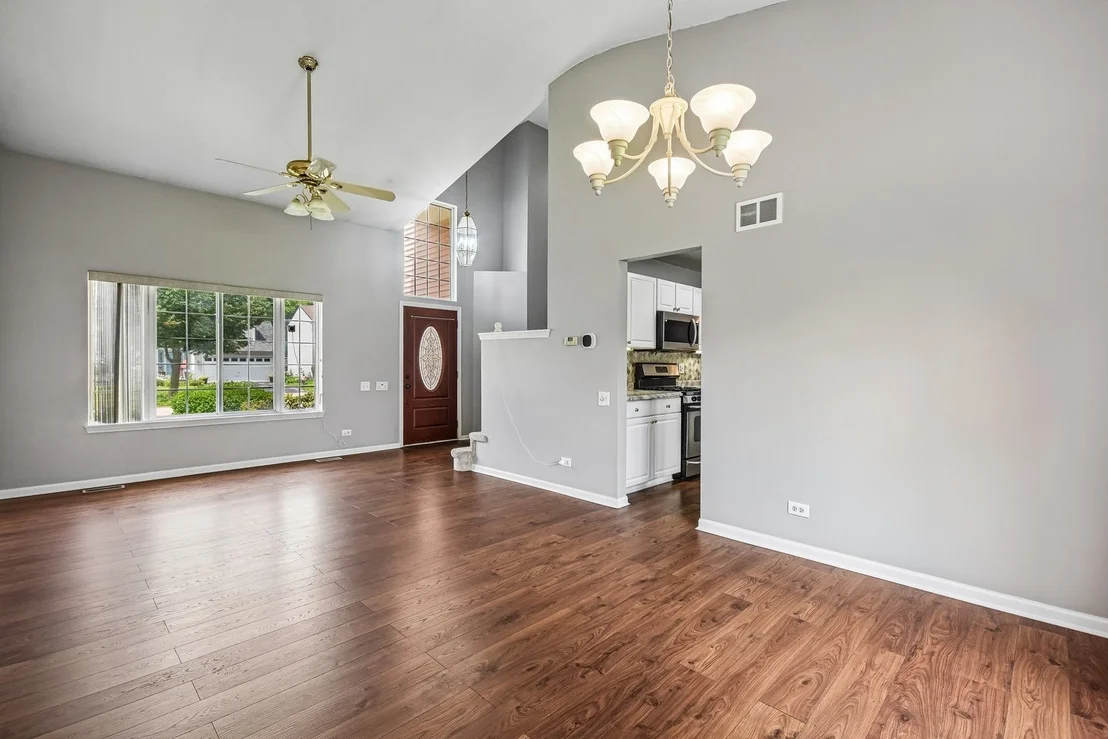 Photo of 561 Ivory Lane