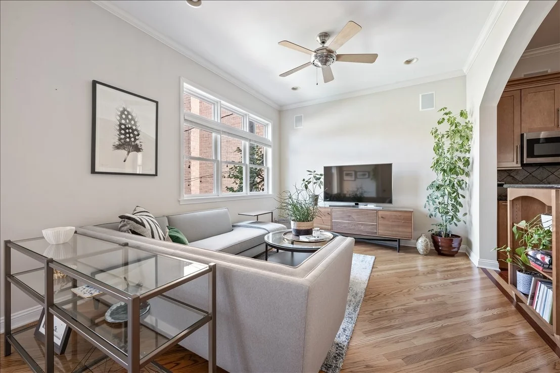 Photo of 1332 W School Street