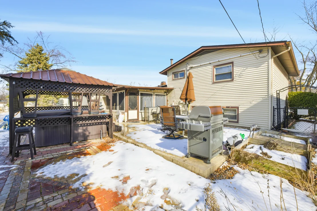 Photo of 7388 Coventry Lane