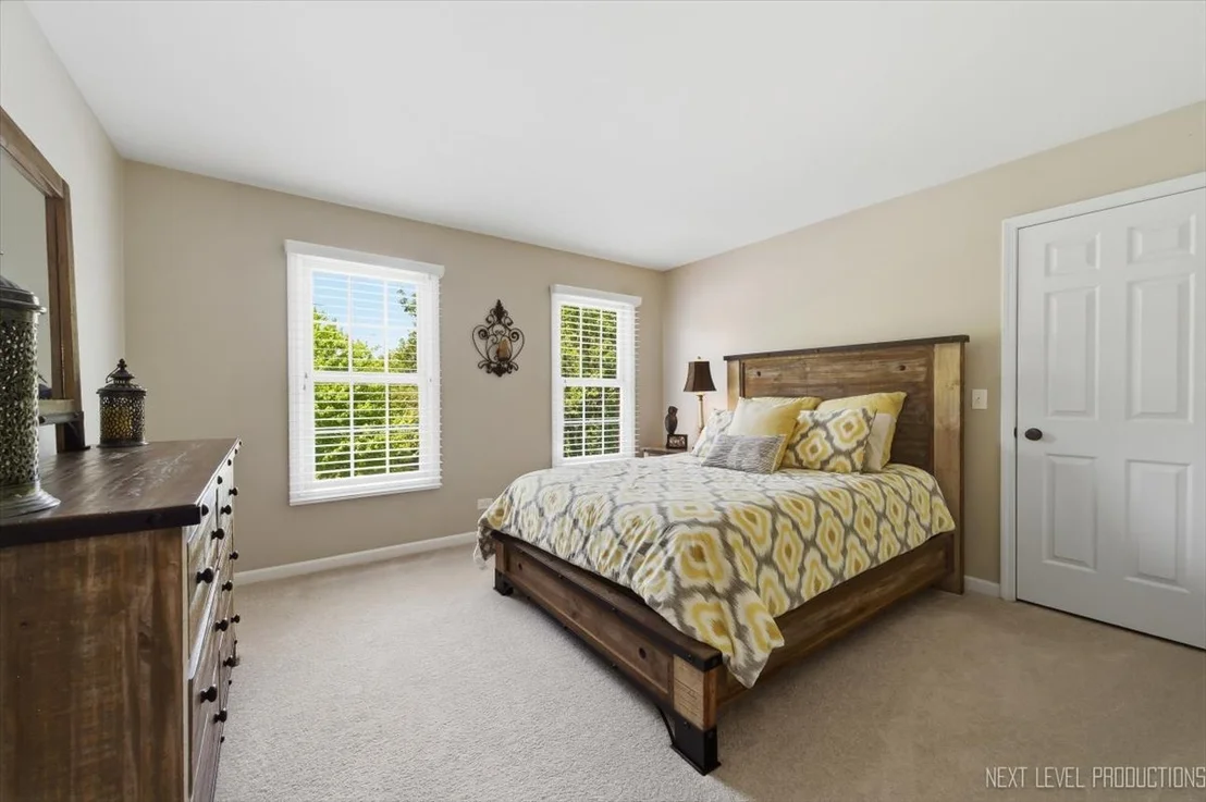 Photo of 990 Pinecrest Drive