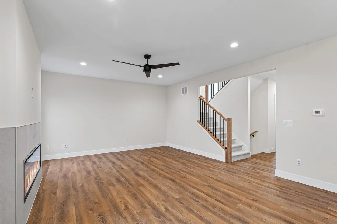 Photo of 407 Harpers Ferry
