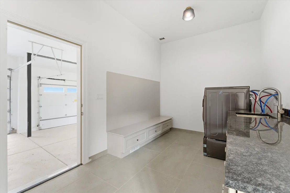 Photo of 901 Elmdale Road
