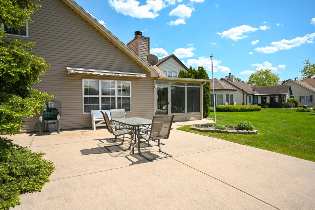 Photo of 21068 W Hazelnut Lane