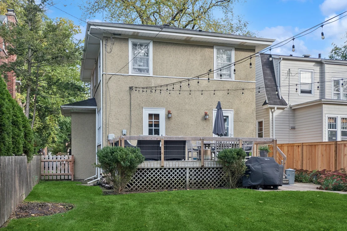 Photo of 2216 Forestview Road