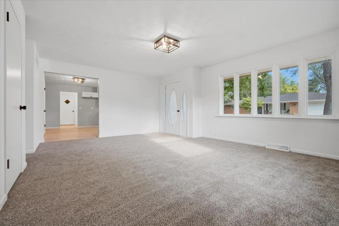 Photo of 404 Sunset Drive