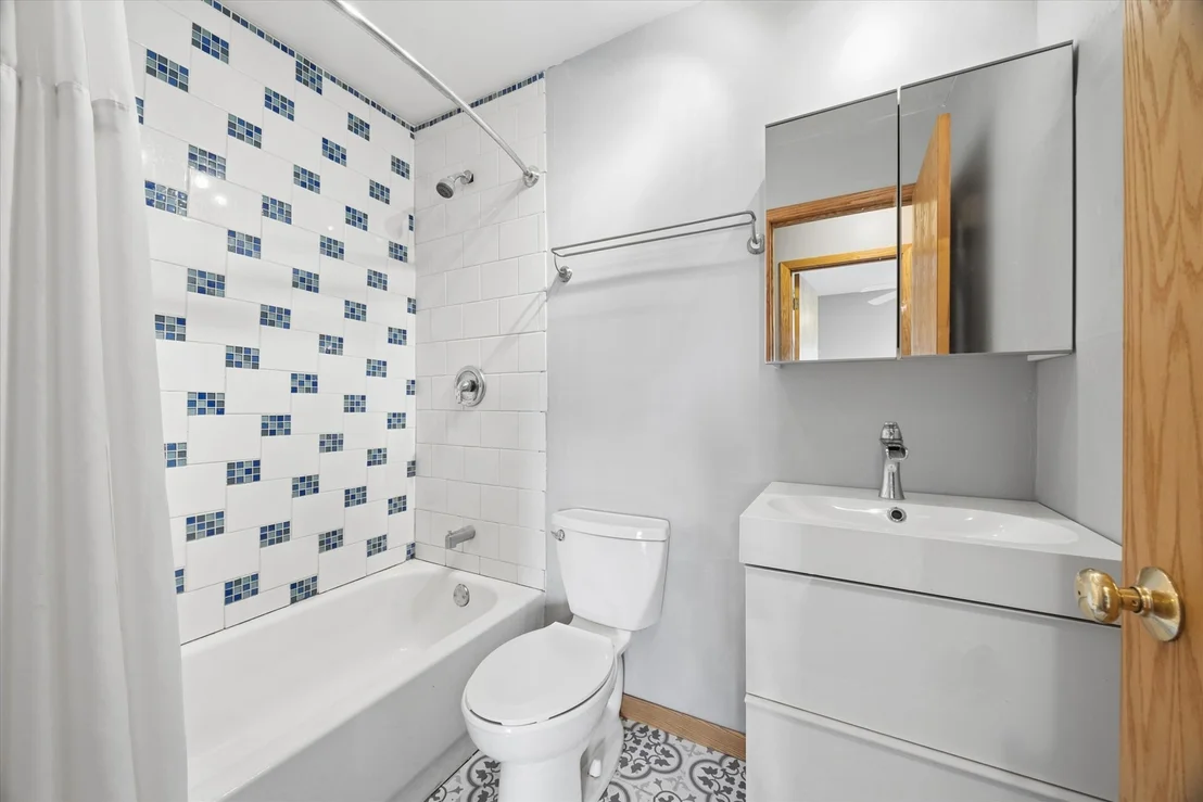 Photo of 4093 Bayside Drive