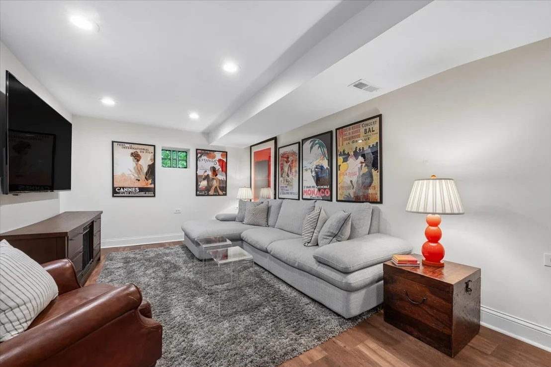 Photo of 579 Hill Terrace