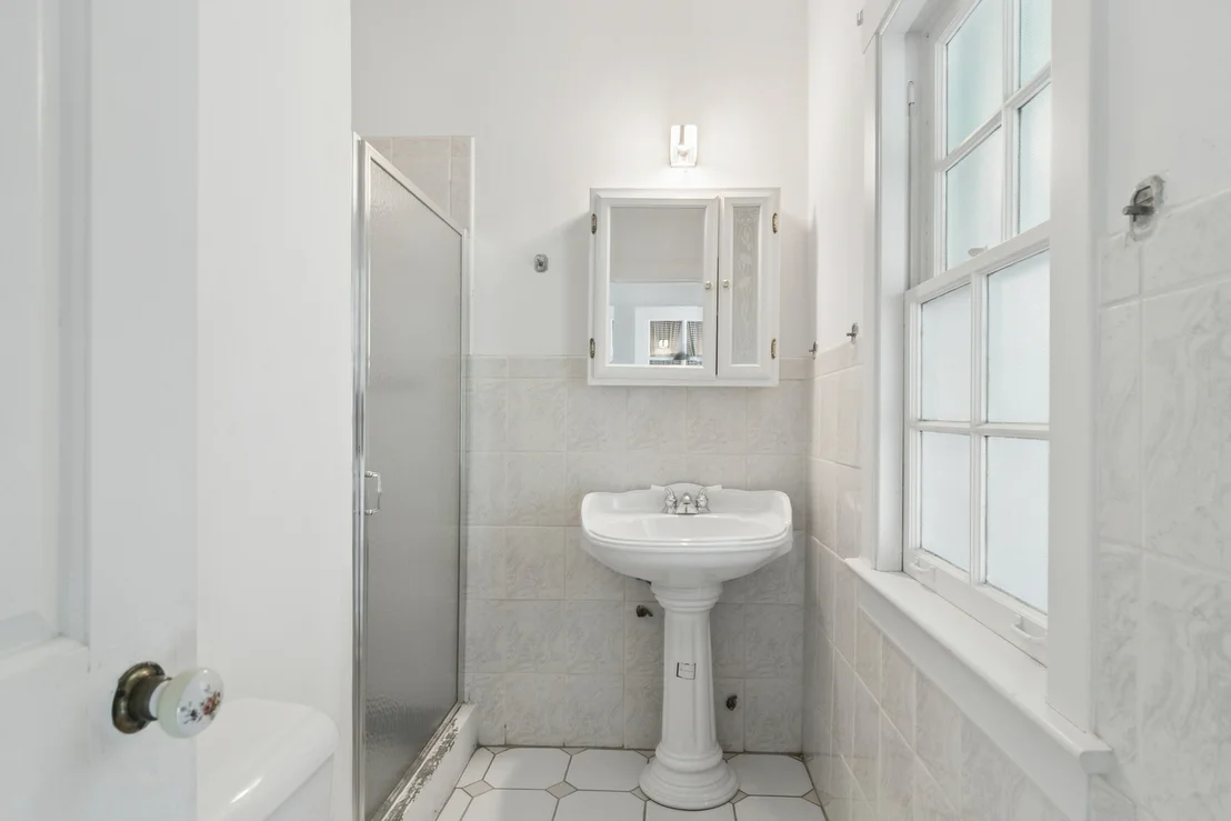 Photo of 332 Old Sutton Road