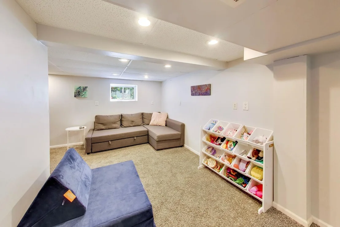 Photo of 834 Carpenter Avenue