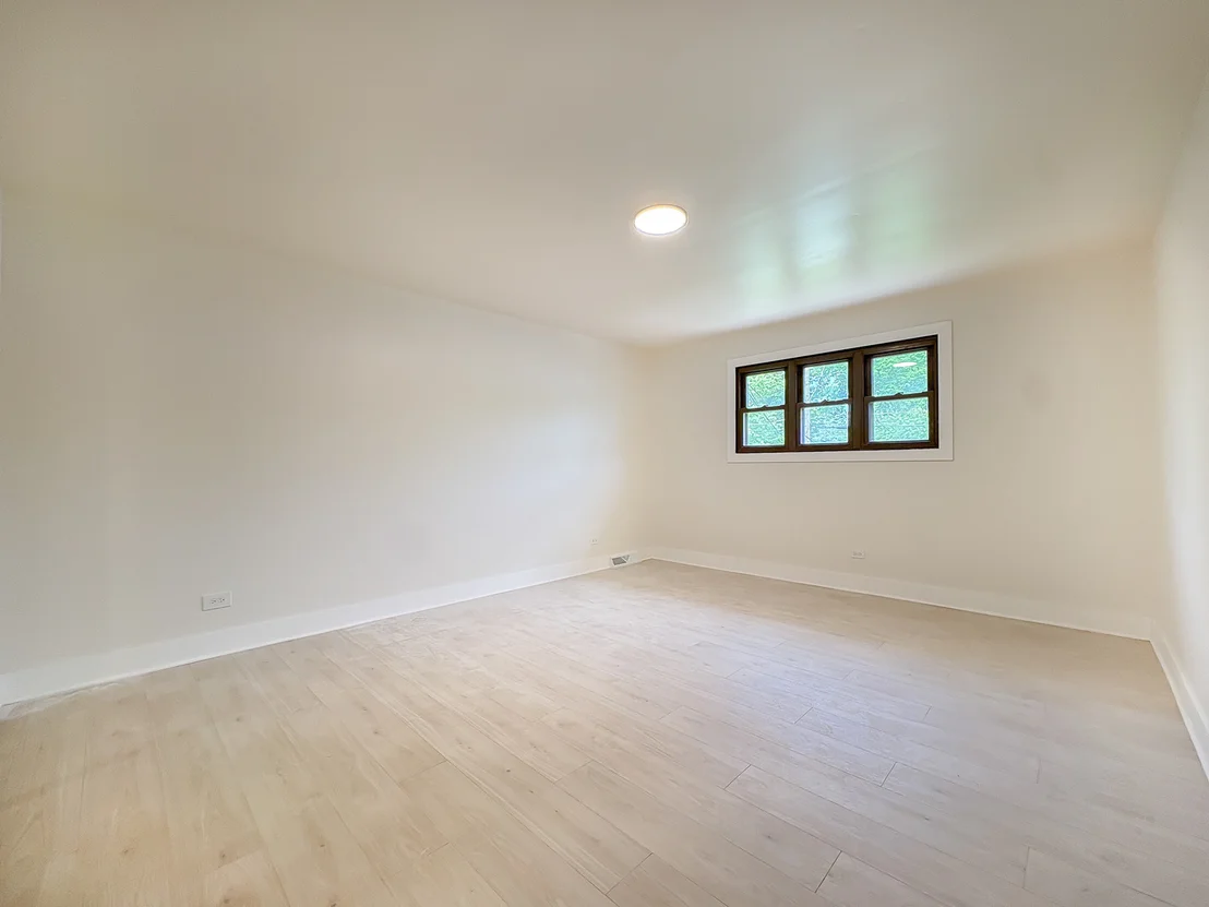 Photo of 18013 Park Avenue