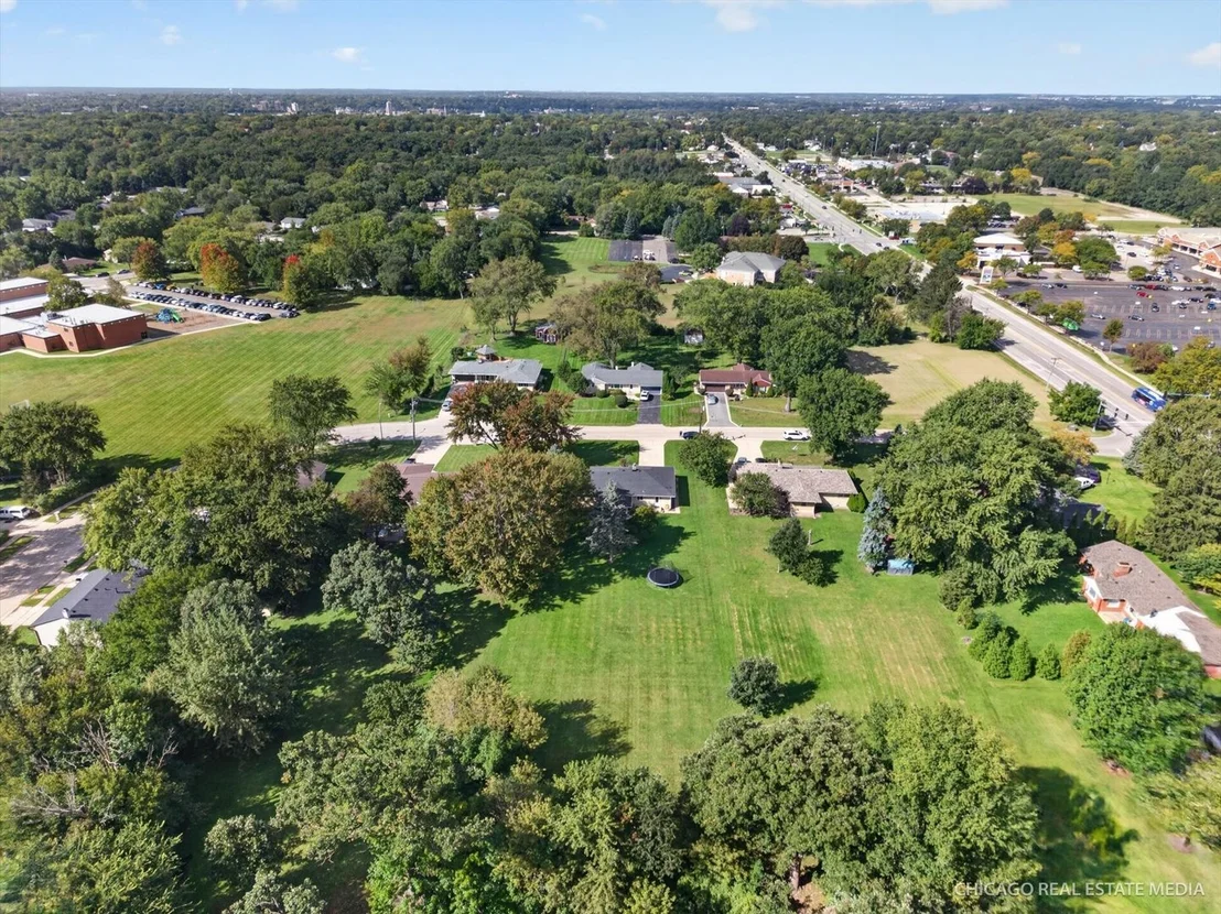 Photo of 465 N Shady Oaks Drive