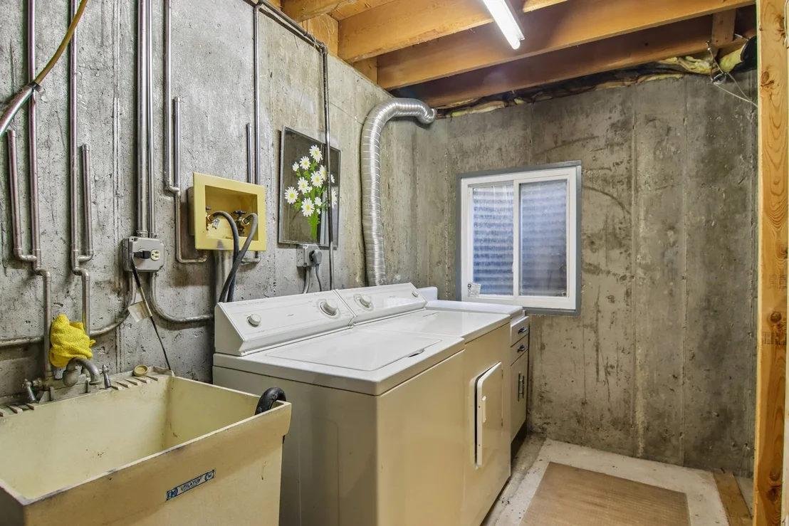 Photo of 373 GOSHAWK Lane