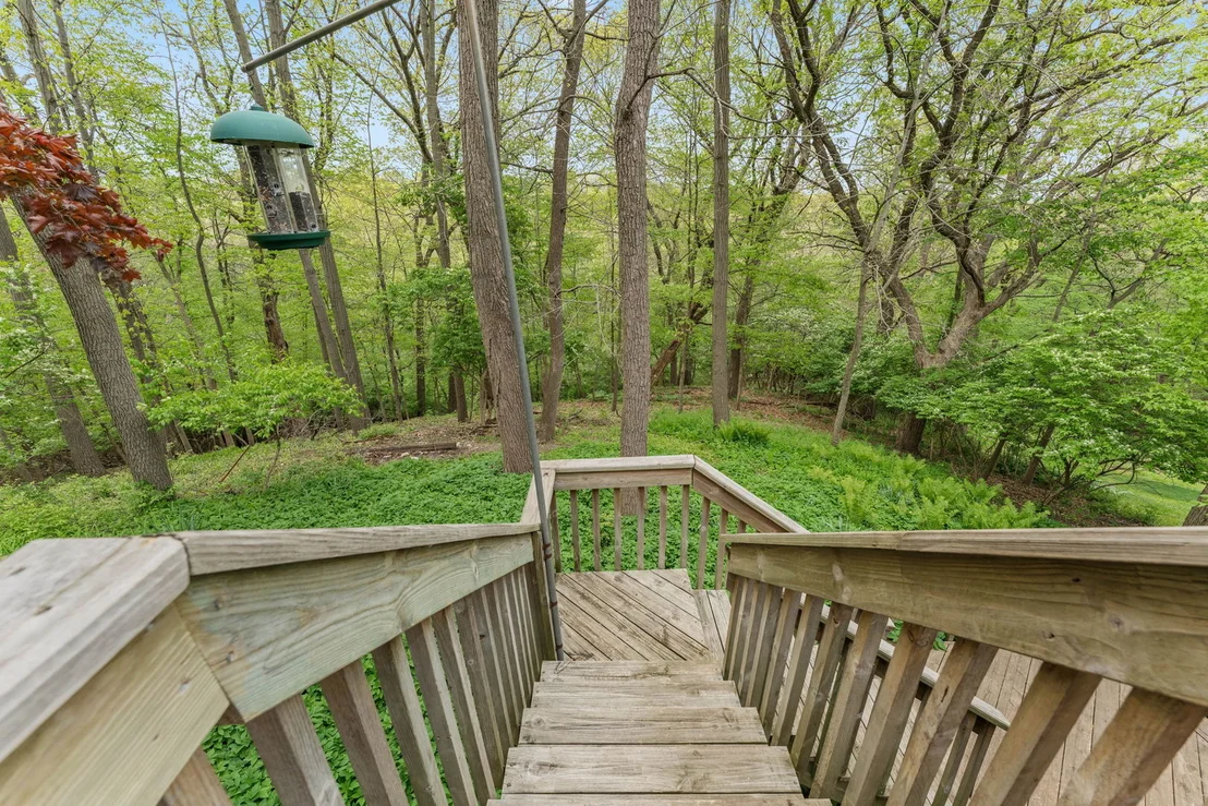 Photo of 635 Oakview Drive
