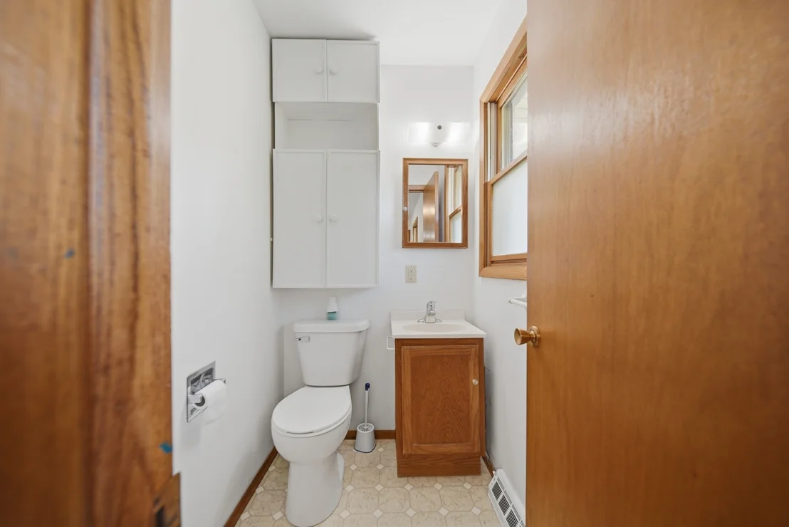 Photo of 281 W Cartwright