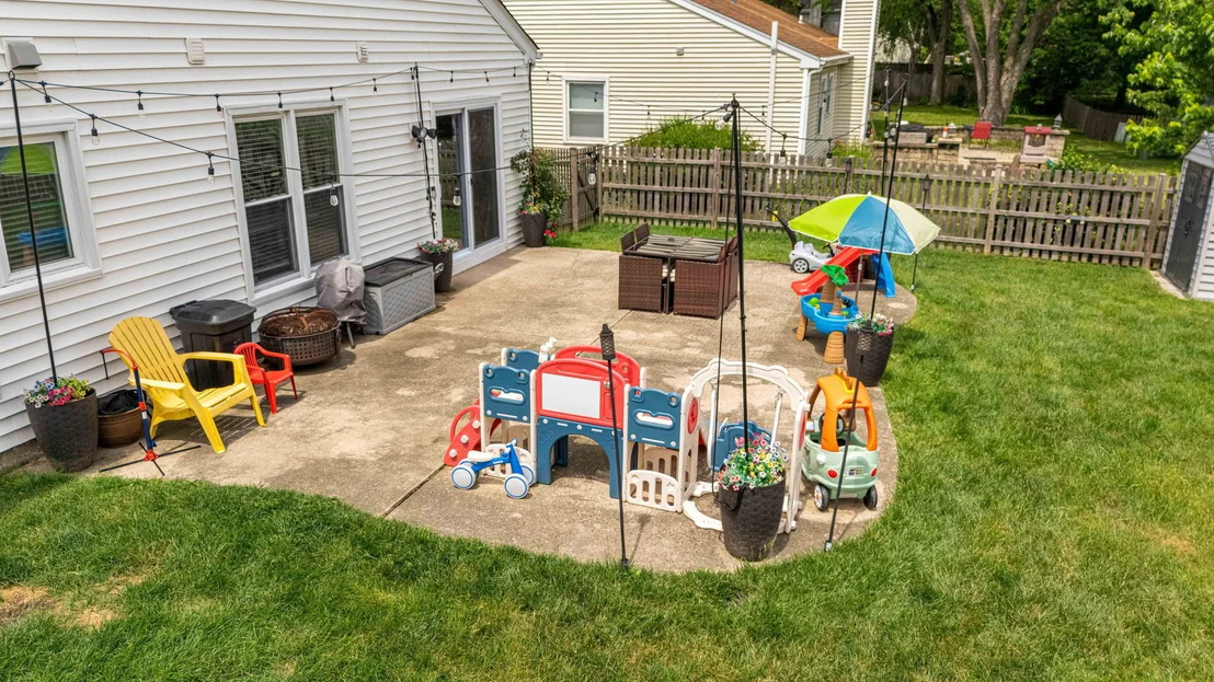 Photo of 431 NEWPORT Drive