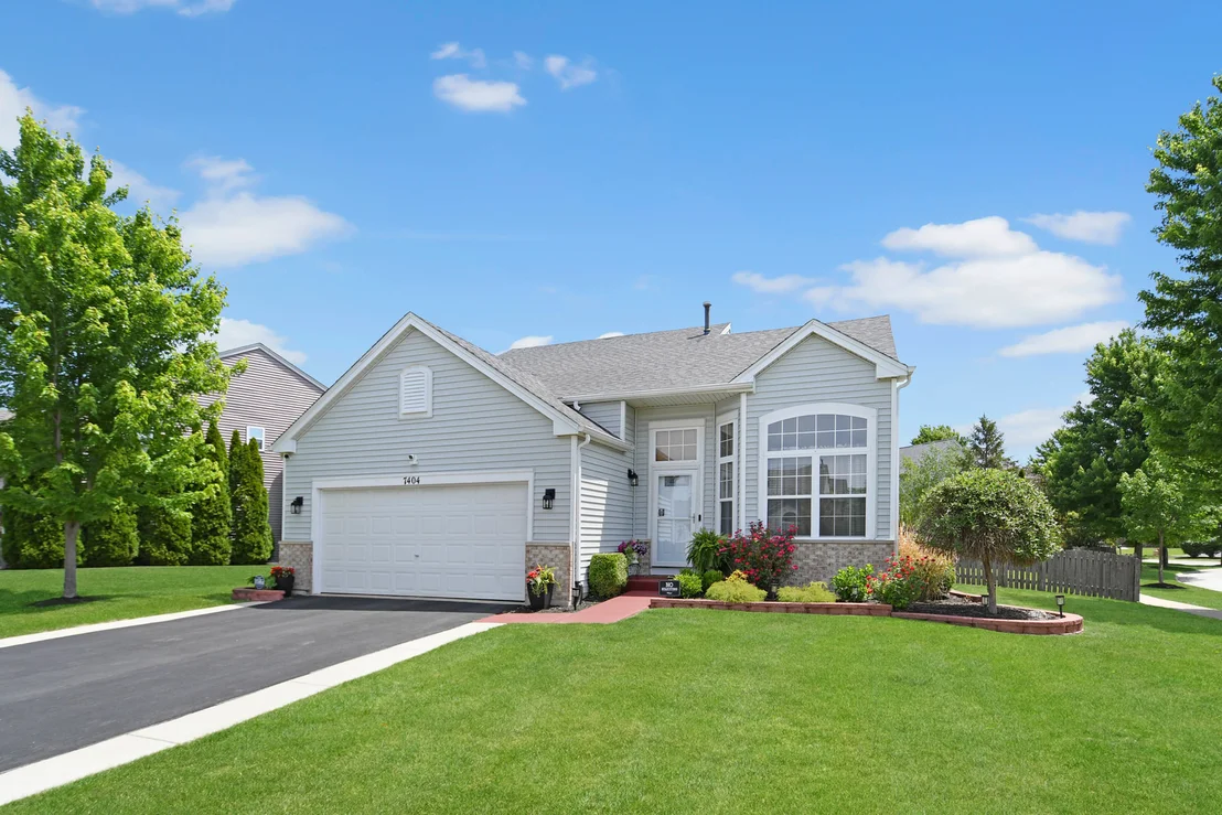 Photo of 7404 Fordham Lane