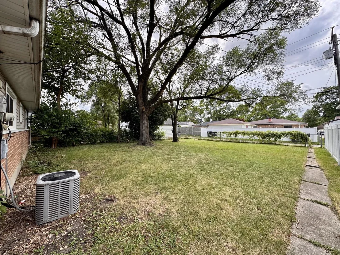 Photo of 17132 Walter Street