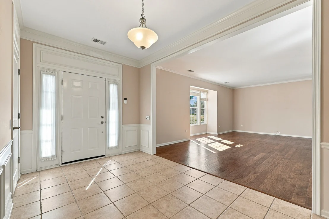 Photo of 13480 CRESTVIEW Drive