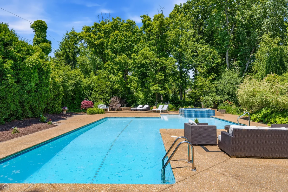 Photo of 1540 Grant Road