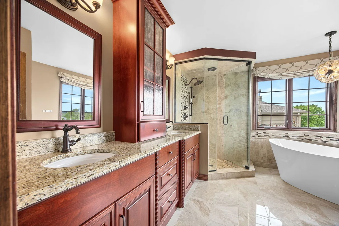 Photo of 1045 Hilltop Drive
