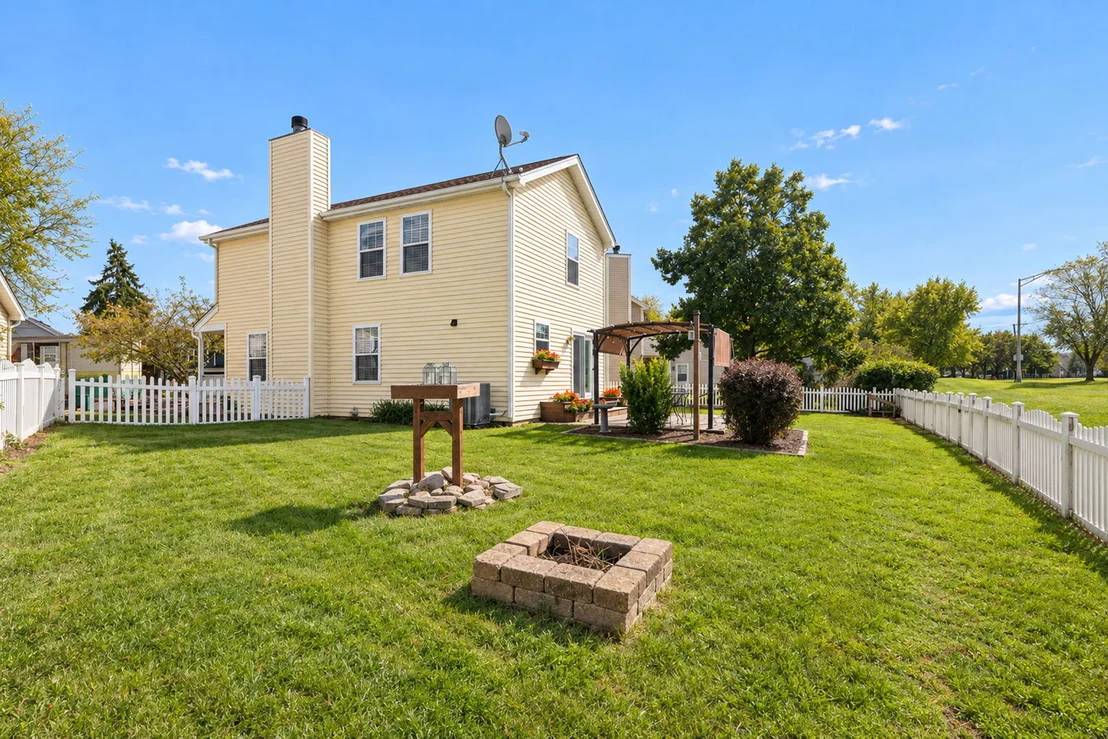 Photo of 4320 Bronk Corner